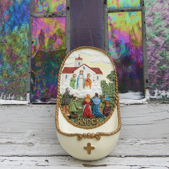 Vintage Hand Painted Carved Virgin Mary of Knock Holy Water Wall Plaque Décor - Picture 2 of 8